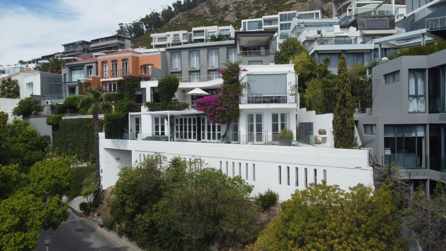 2 Bedroom Property for Sale in Fresnaye Western Cape